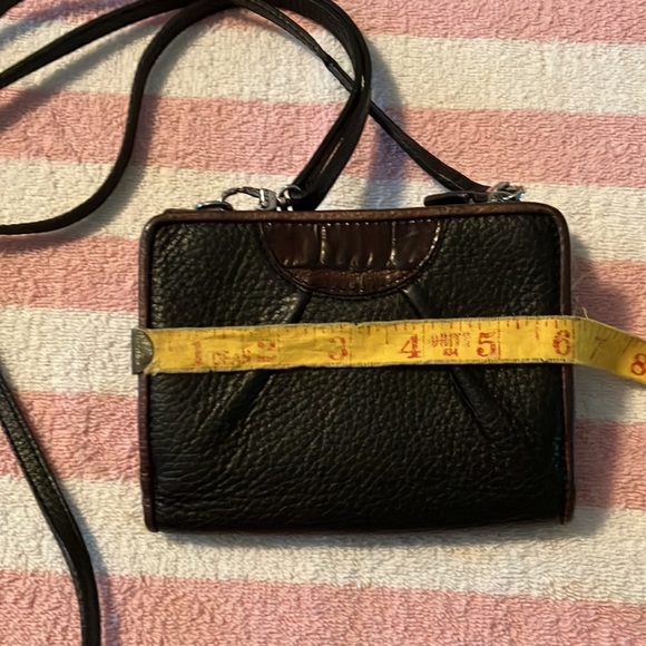 Cute like new Brighton wallet. - Picture 2 of 6
